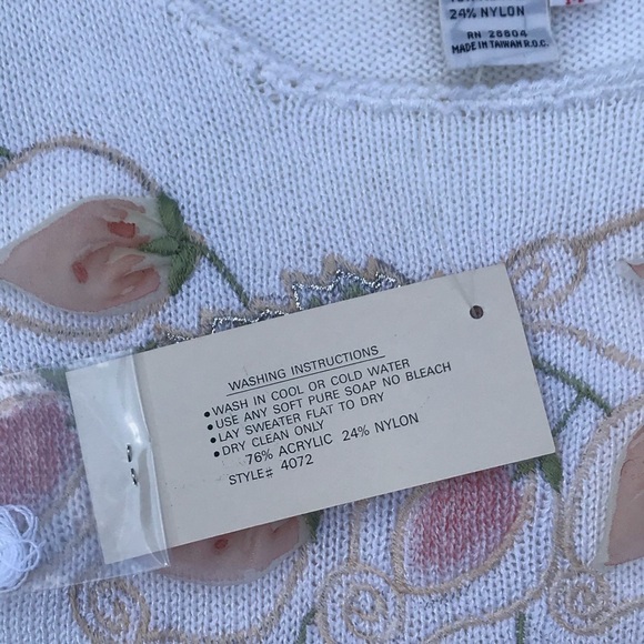 Vintage 70s NEW Womens Short Sleeve Sweater Top Embellished Appliqué Medium - Picture 6 of 8